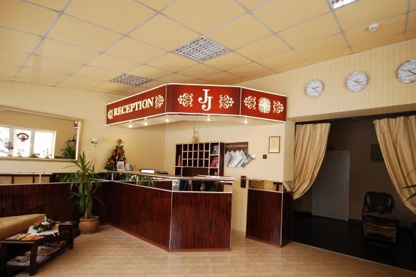 JJ hotel (Готель), Виноградів