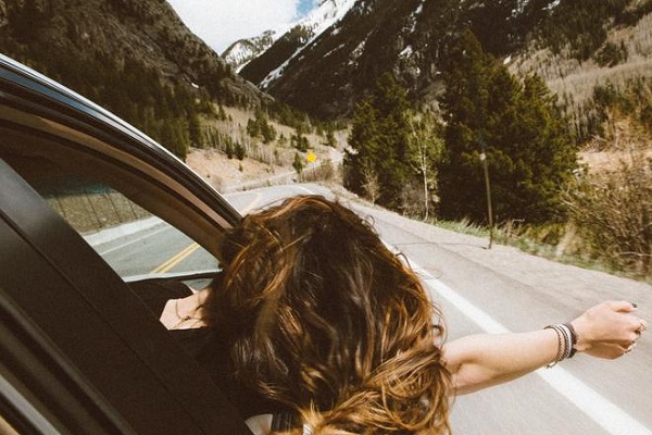 Фільм «Traveliving. Життя в подорожі»