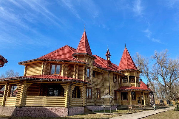 Заміський комплекс Fort Pirnov Park