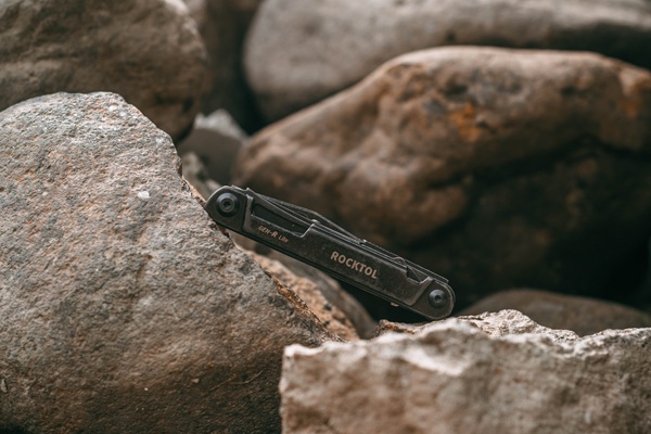 Огляд ROCKTOL Gen-R Lite: компактний та функціональний мультитул для щоденного використання