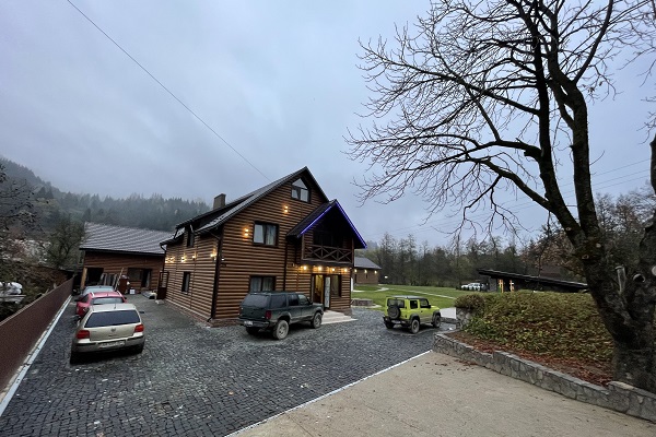 Оздоровчо-профiлактичний комплекс «Villa Paraiso Carpaty»