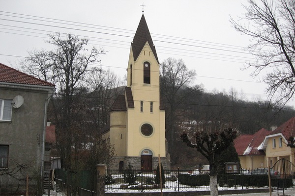 Костел Св. Августина, Перечин