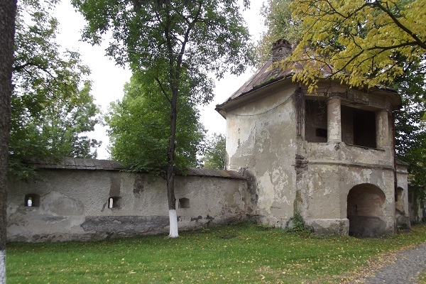 Довжанський замок, Довге