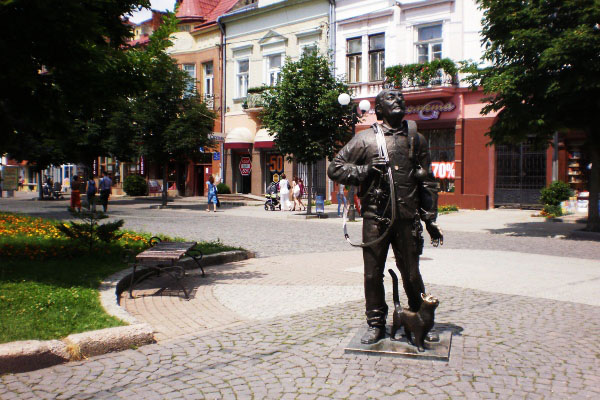 Пам'ятник сажотрусу, Мукачево
