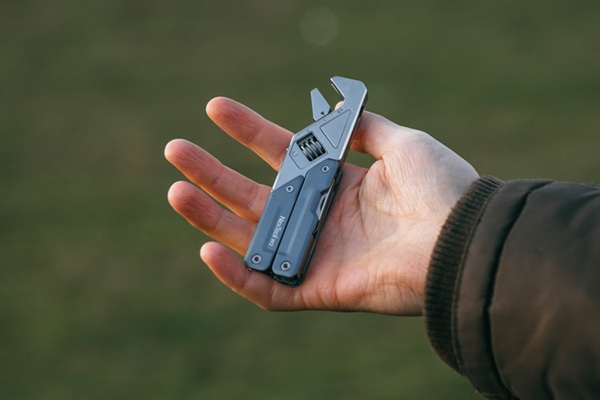 Огляд мультитула NexTool Light Wrench W2: компактний інженерний компаньйон