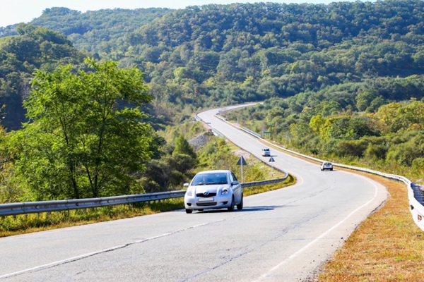 Як підготувати автомобіль до далекої поїздки?