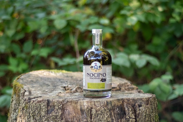 Nocino.jpg Nocino.jpg