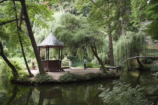 Краснокутський, Основинці.jpg Краснокутський, Основинці.jpg
