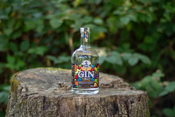 Gin Nº2.jpg Gin Nº2.jpg