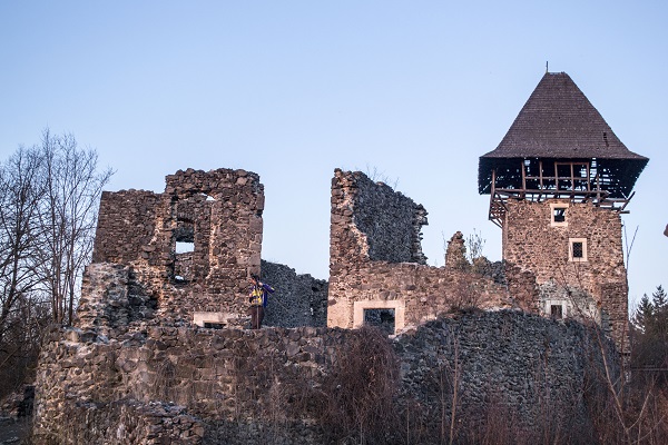 Невицький замок.jpg Невицький замок.jpg