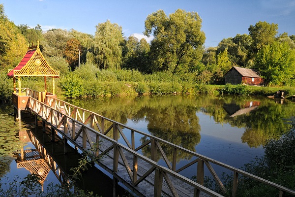 Сторожинецький, Сторожинці.JPG